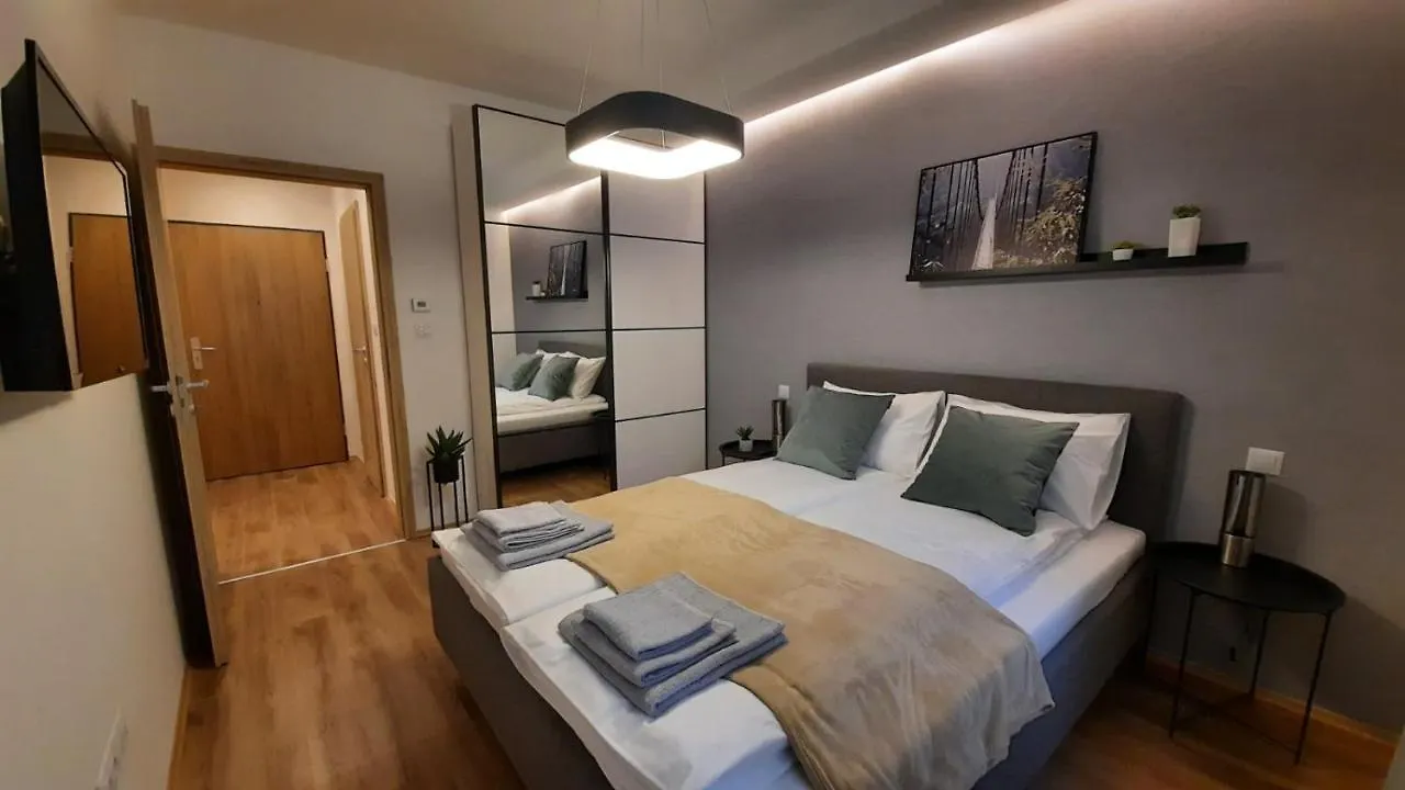 Apartamento Bpr Space Grey Home With Balcony Budapeste Hungria